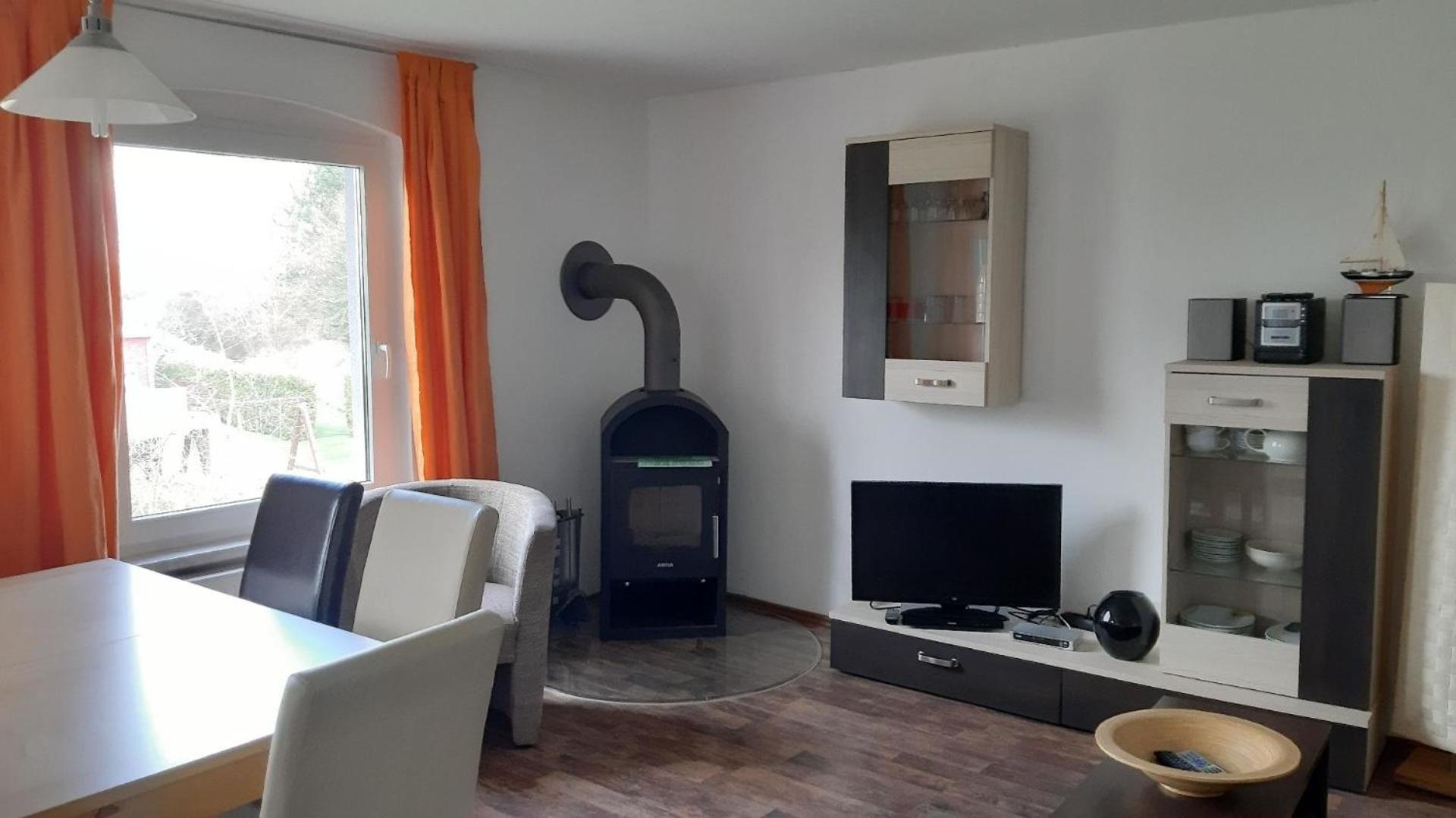 Familienfreundliche Wohnung In Vorland Mit Garten エクステリア 写真